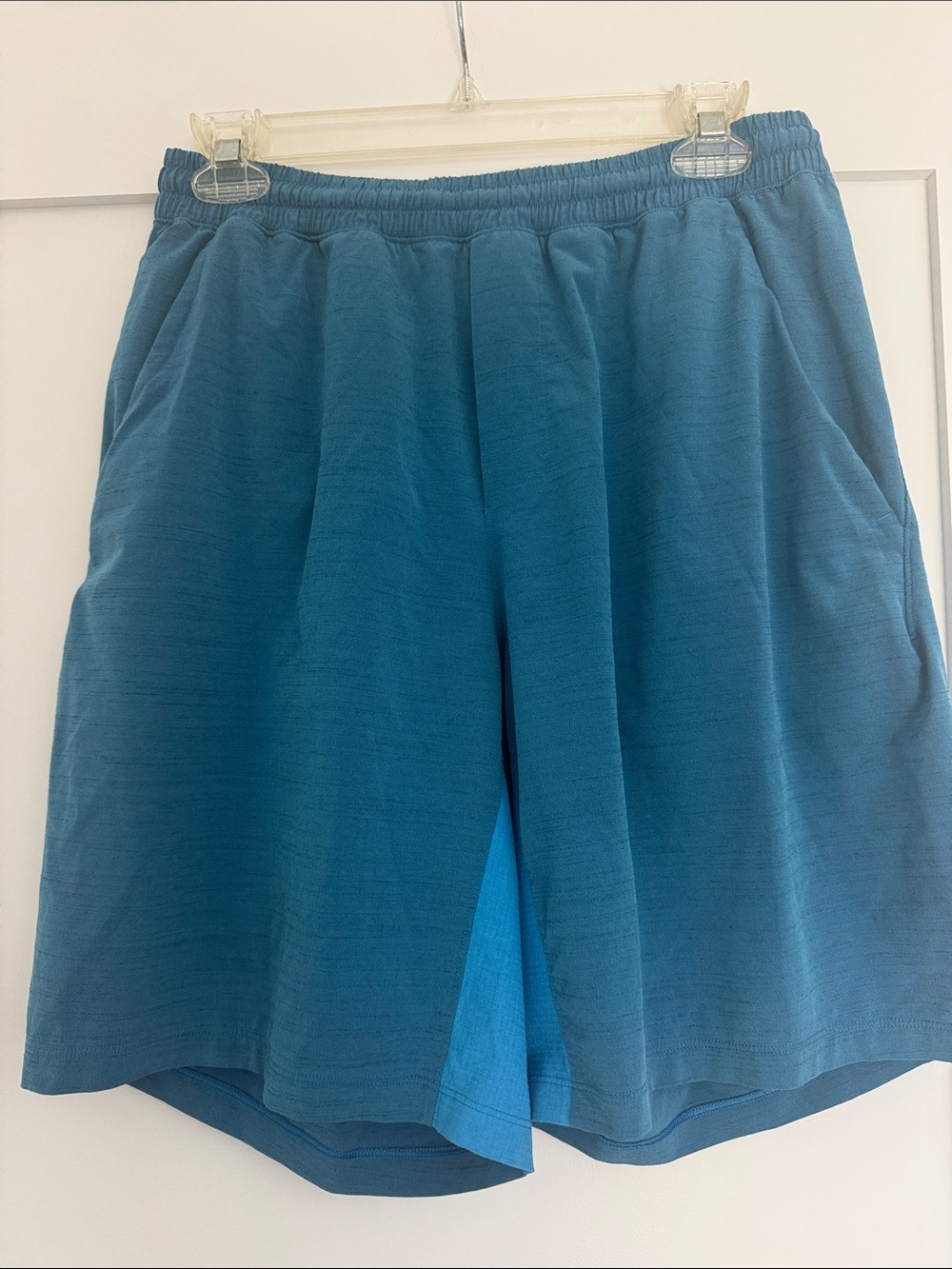 Men's lululemon Athletic Elastic-Waist Blue Shorts. NWOT. Size large